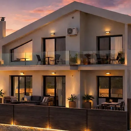 Arilena Exclusive - 4br With Private Pool By Mana Gers Villa *